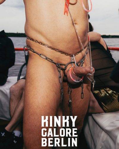 2025_aderholdprojects_fotografie_event_party_kinky_galore_fetisch_BootsParty_Berlin7572