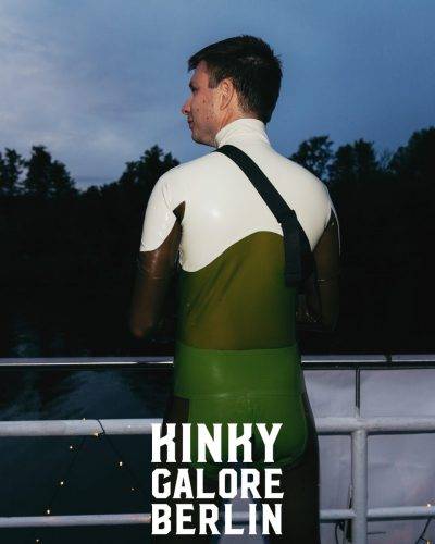 2025_aderholdprojects_fotografie_event_party_kinky_galore_fetisch_BootsParty_Berlin7749