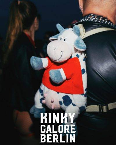 2025_aderholdprojects_fotografie_event_party_kinky_galore_fetisch_BootsParty_Berlin7783