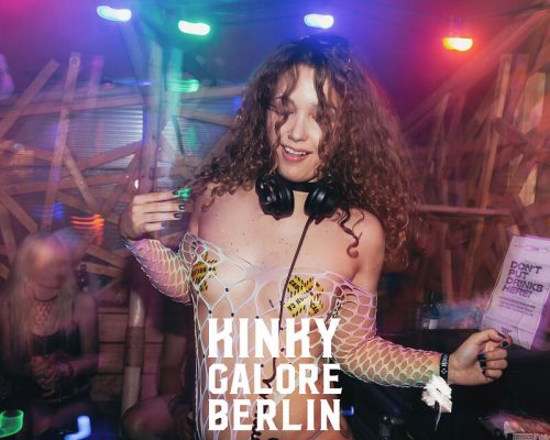 2025_aderholdprojects_fotografie_event_party_kinky_galore_fetisch_Stuttgart_FridasPier3444