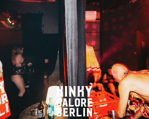2025_aderholdprojects_fotografie_event_party_kinky_galore_fetisch_Stuttgart_FridasPier4386