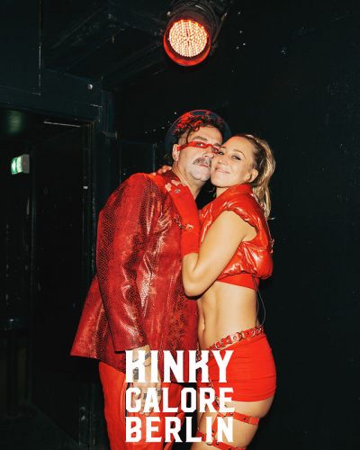 2025_aderholdprojects_fotografie_event_party_kinky_galore_fetisch_Hamburg_UebelGefaehrlich5094