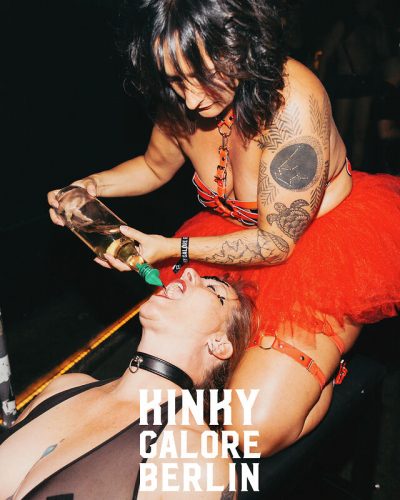 2025_aderholdprojects_fotografie_event_party_kinky_galore_fetisch_Hamburg_UebelGefaehrlich5216