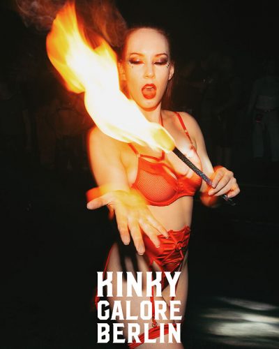 2025_aderholdprojects_fotografie_event_party_kinky_galore_fetisch_Hamburg_UebelGefaehrlich5501