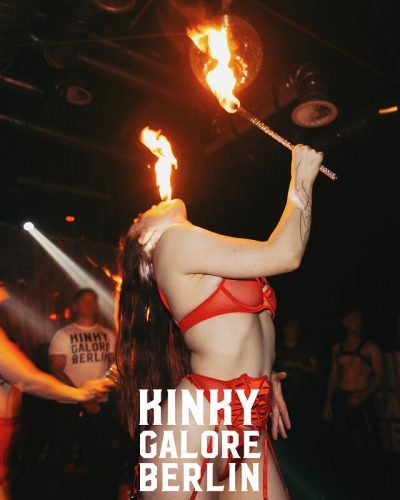 2025_aderholdprojects_fotografie_event_party_kinky_galore_fetisch_Hamburg_UebelGefaehrlich5518