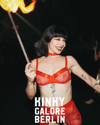 2025_aderholdprojects_fotografie_event_party_kinky_galore_fetisch_Hamburg_UebelGefaehrlich5659