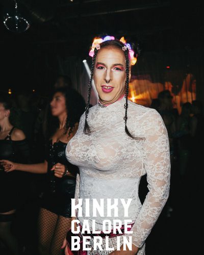 2025_aderholdprojects_fotografie_event_party_kinky_galore_fetisch_Hamburg_UebelGefaehrlich5690