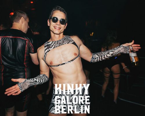 2025_aderholdprojects_fotografie_event_party_kinky_galore_fetisch_Hamburg_UebelGefaehrlich5902