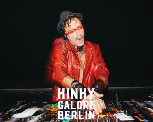 2025_aderholdprojects_fotografie_event_party_kinky_galore_fetisch_Hamburg_UebelGefaehrlich6615