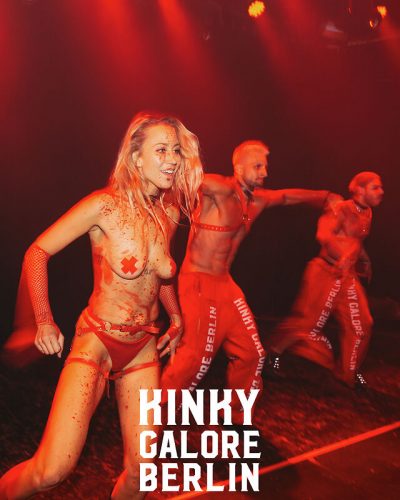 2025_aderholdprojects_fotografie_event_party_kinky_galore_fetisch_Hamburg_UebelGefaehrlich6925