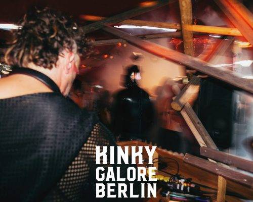 2025_aderholdprojects_fotografie_event_party_kinky_galore_fetisch_Stuttgart_FridasPier1475